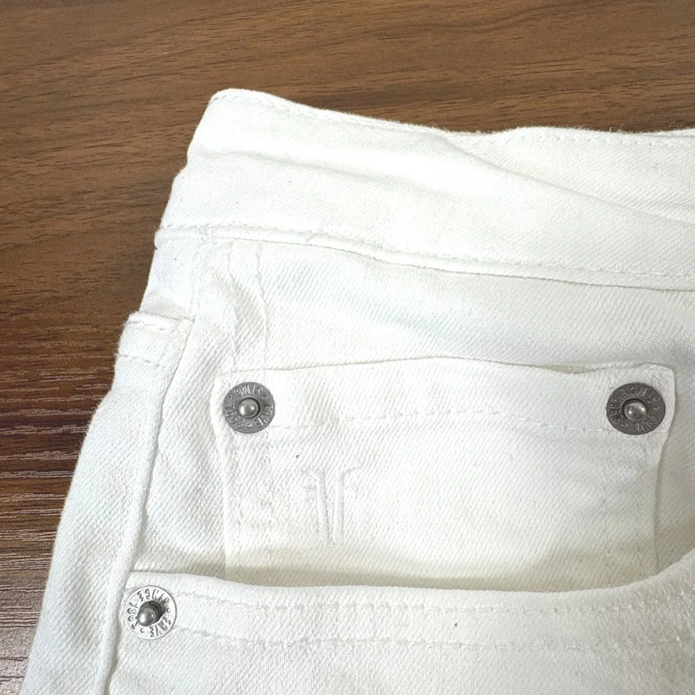 Frye Straight Leg‎ Jeans Women 8/29 White High Rise Denim Chic Modern Uniform